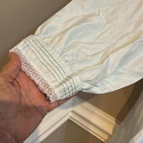 Lady Barbizon Vintage Nightgown Light Blue Long Sleeve Satin Size 1X - Picture 2 of 10